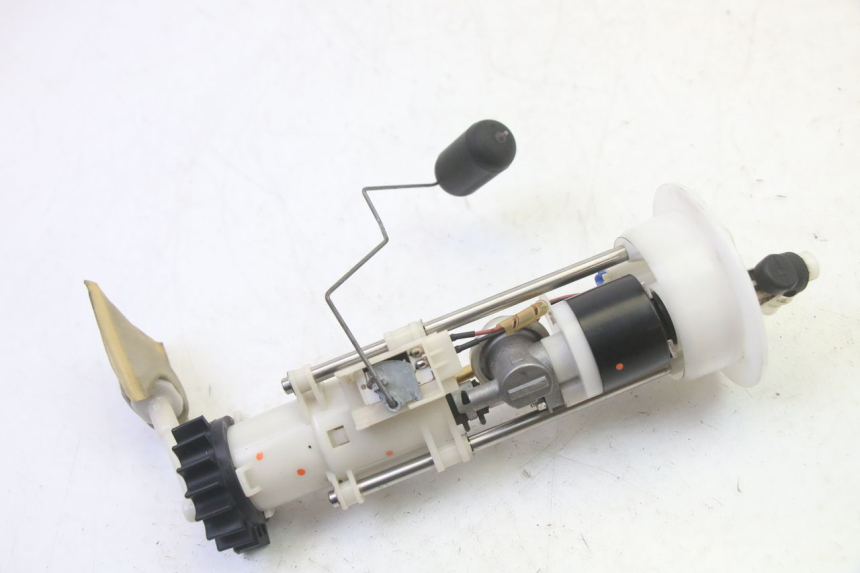 photo de POMPA CARBURANTE HONDA FES S-WING SWING ABS 125 (2007 - 2015) - Dettaglio del componente