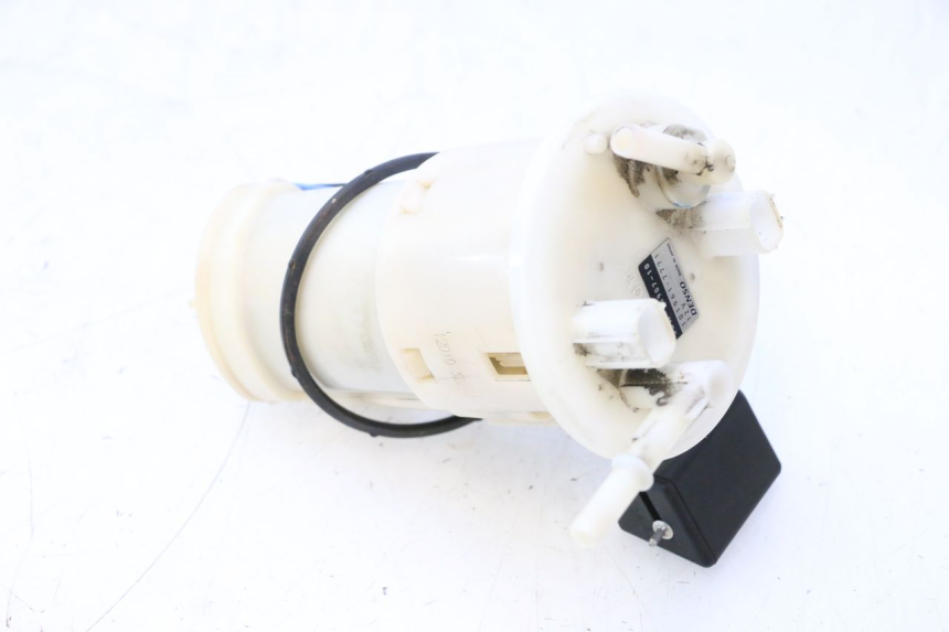 photo de POMPA CARBURANTE YAMAHA FJR 1300 (2001 - 2005) - Zoom sullo stato d'uso