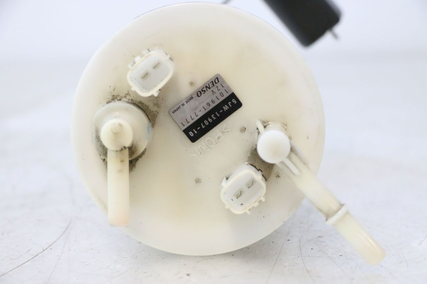 photo de POMPA CARBURANTE YAMAHA FJR 1300 (2001 - 2005) - Marcature e riferimenti originali