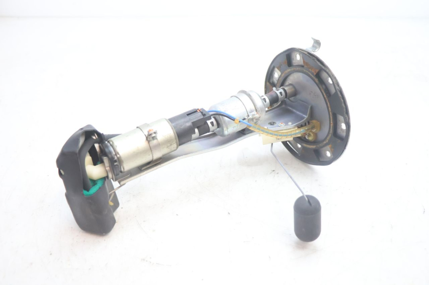 photo de POMPA CARBURANTE HONDA FJS SILVER WING SILVERWING 400 (2005 - 2008) - Altra angolazione