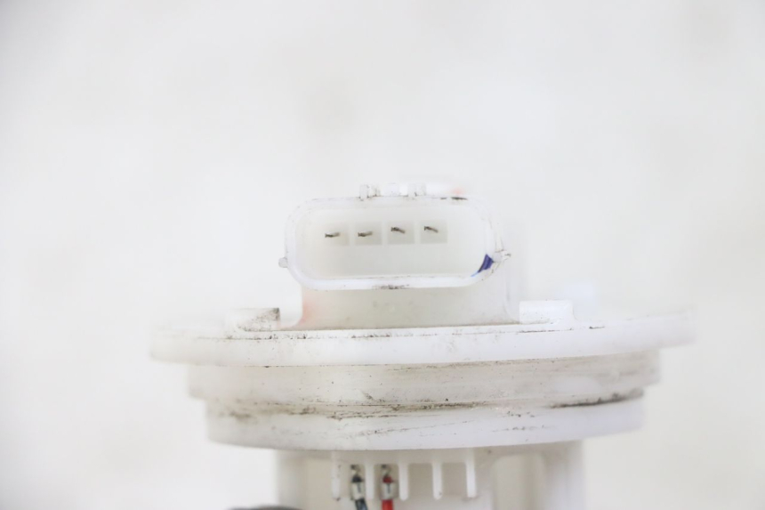 photo de POMPA CARBURANTE HONDA FORZA ABS 300 (2013 - 2017) - Primo piano tecnico