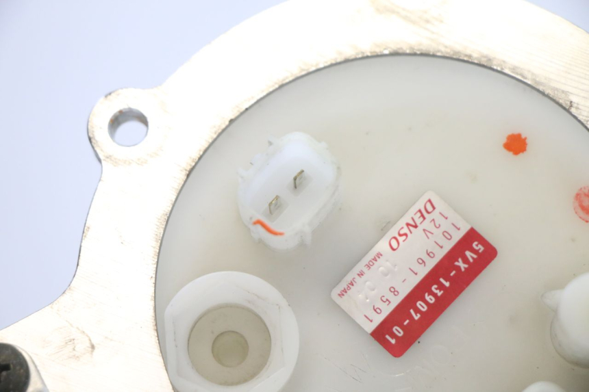 photo de POMPA CARBURANTE YAMAHA FZ6 FAZER S2 600 (2007 - 2011) - Primo piano tecnico