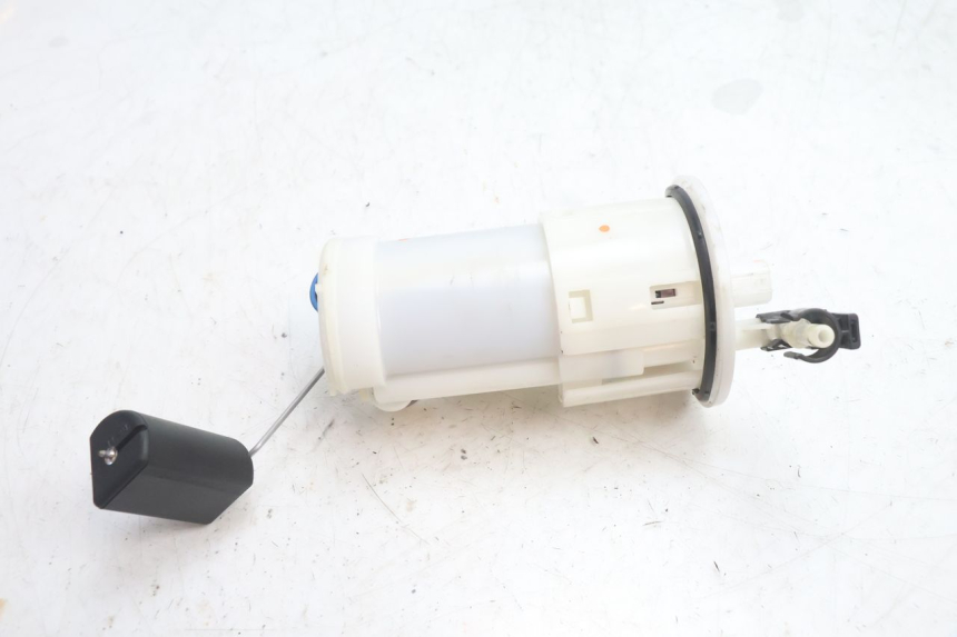 photo de POMPA CARBURANTE YAMAHA FZ8 800 (2010 - 2016) - Zoom sullo stato d'uso