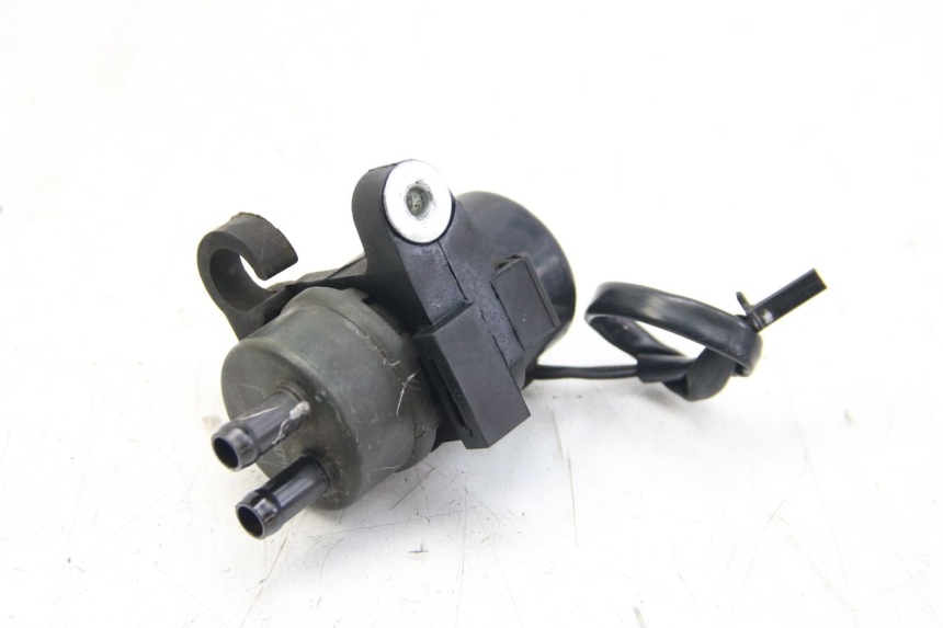 photo de POMPA CARBURANTE YAMAHA FZS FAZER 600 (2001 - 2003) - Vista principale