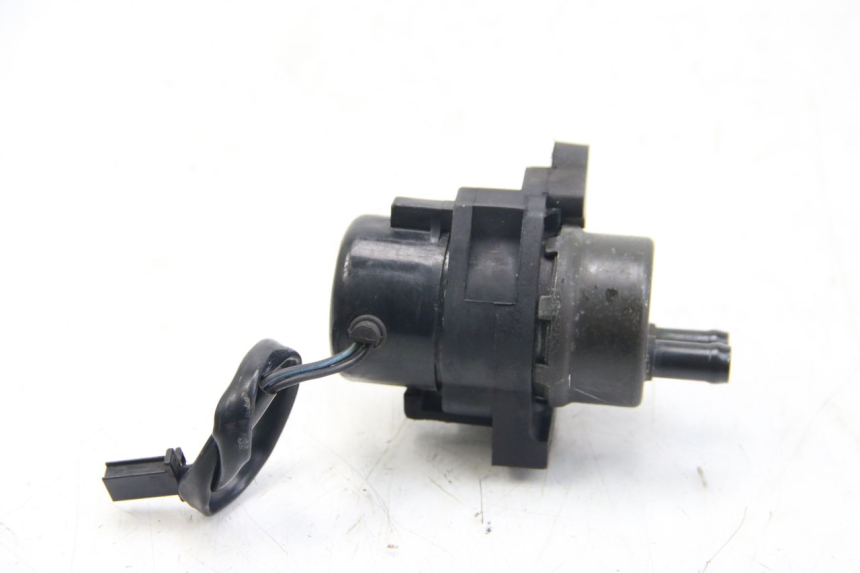 photo de POMPA CARBURANTE YAMAHA FZS FAZER 600 (2001 - 2003) - Zoom sullo stato d'uso