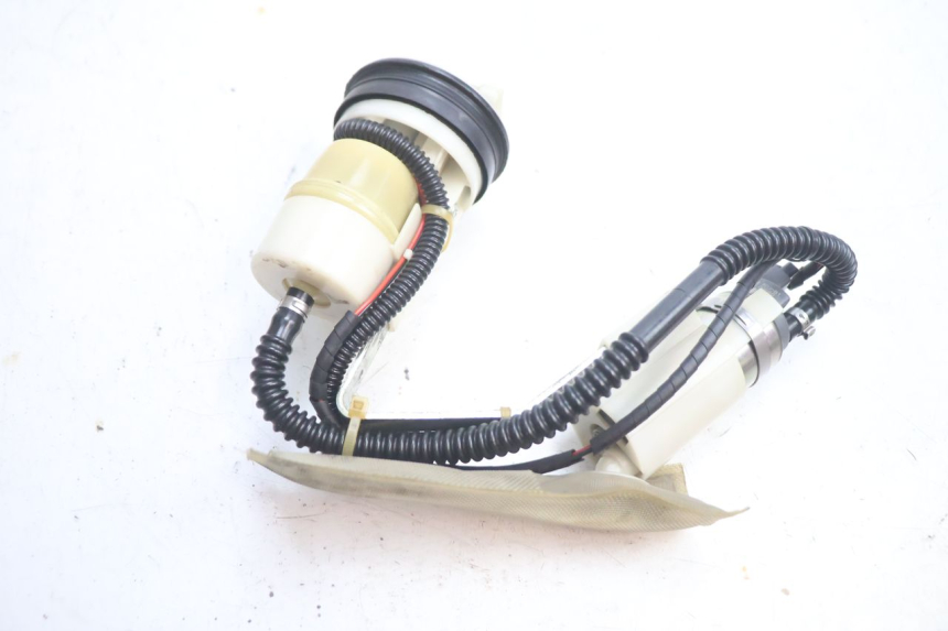 photo de POMPA CARBURANTE GILERA GP 800 (2007 - 2013) - Vista principale