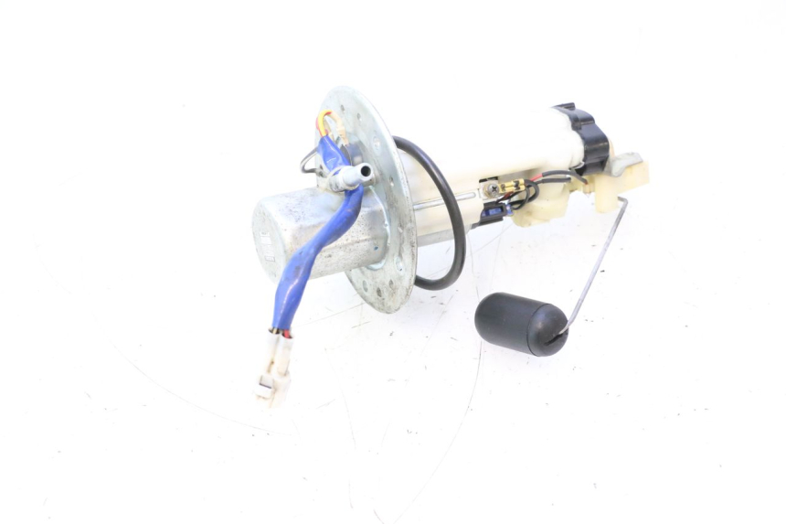 photo de POMPA CARBURANTE SUZUKI GSR 600 (2005 - 2012) - Dettagli dei punti di fissaggio