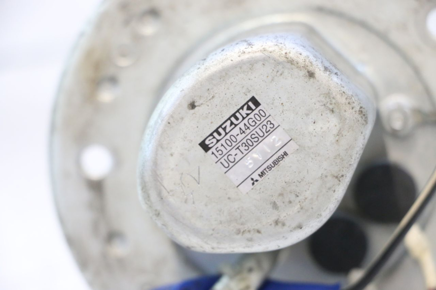 photo de POMPA CARBURANTE SUZUKI GSR 600 (2005 - 2012) - Stato della superficie e materiale