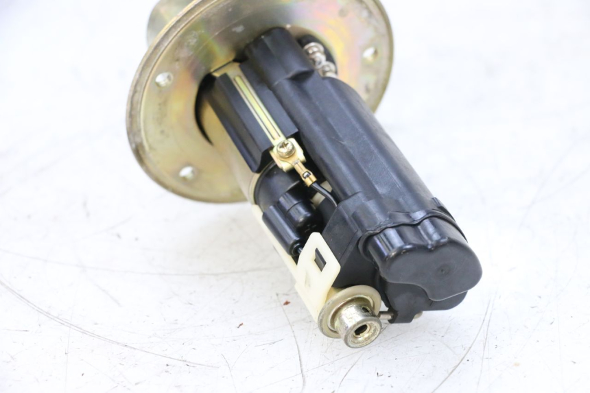 photo de POMPA CARBURANTE SUZUKI GSXR GSX-R 1000 (2003 - 2004) - Dettaglio del componente