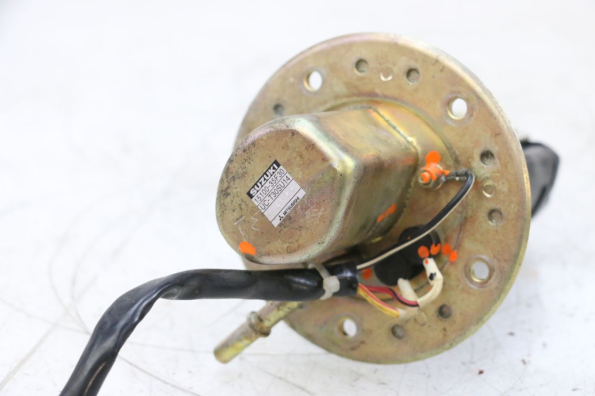 photo de POMPA CARBURANTE SUZUKI GSXR GSX-R 1000 (2003 - 2004) - Altra angolazione