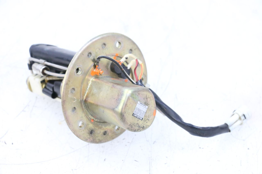 photo de POMPA CARBURANTE SUZUKI GSXR GSX-R 1000 (2003 - 2004) - Ricambio usato controllato