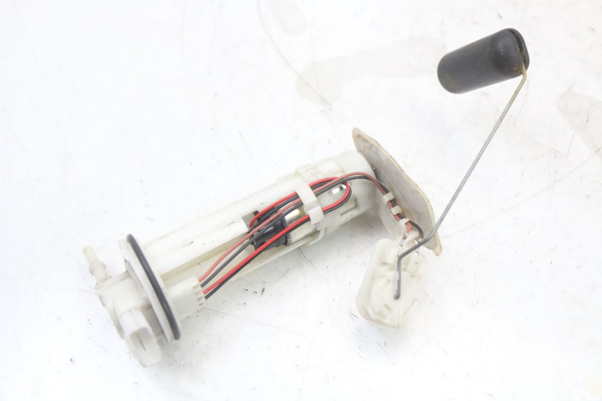 photo de POMPA CARBURANTE HONDA PCX (JF28) 125 (2009 - 2011) - Altra angolazione
