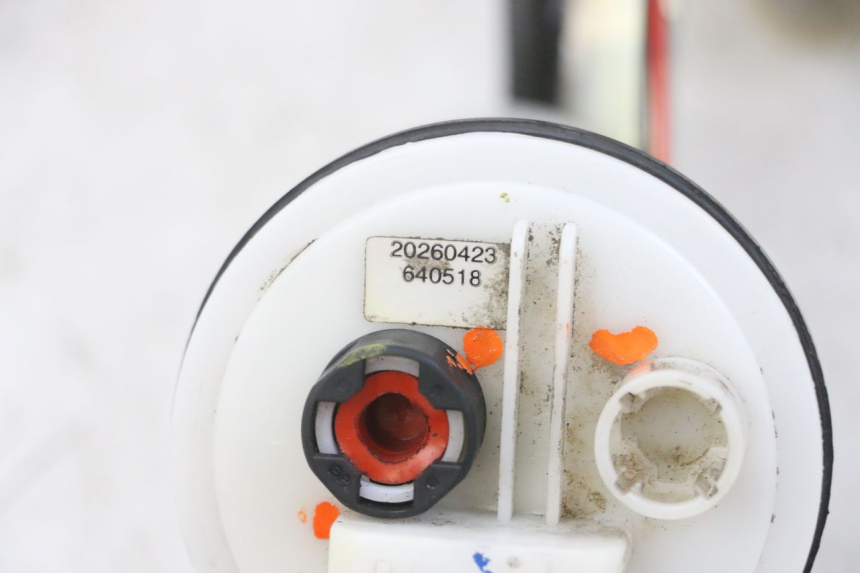 photo de POMPA CARBURANTE PIAGGIO IE MP3 YOURBAN 300 (2011 - 2016) - Primo piano tecnico