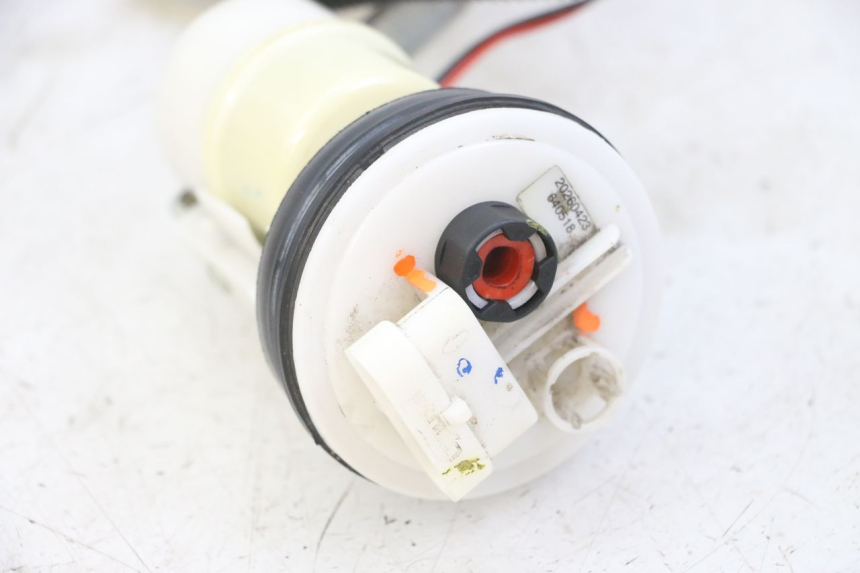 photo de POMPA CARBURANTE PIAGGIO IE MP3 YOURBAN 300 (2011 - 2016) - Ricambio usato controllato