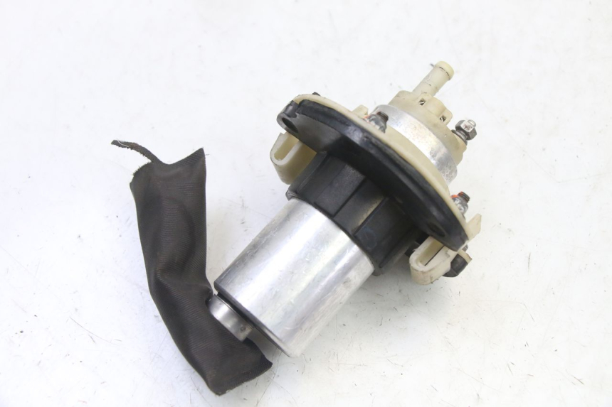 photo de POMPA CARBURANTE BMW K 75 RT 750 (1989 - 1997) - Zoom sullo stato d'uso