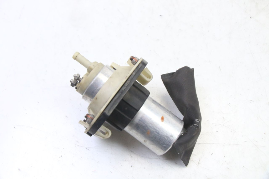 photo de POMPA CARBURANTE BMW K 75 RT 750 (1989 - 1997) - Altra angolazione