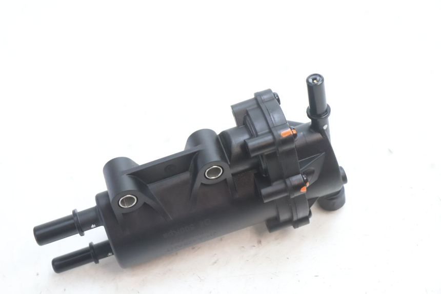 photo de POMPA CARBURANTE PEUGEOT KISBEE 2T 50 (2018 - 2022) - Primo piano tecnico