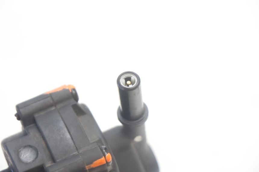 photo de POMPA CARBURANTE PEUGEOT KISBEE 4T 50 (2018 - 2022) - Vista d'insieme del prodotto