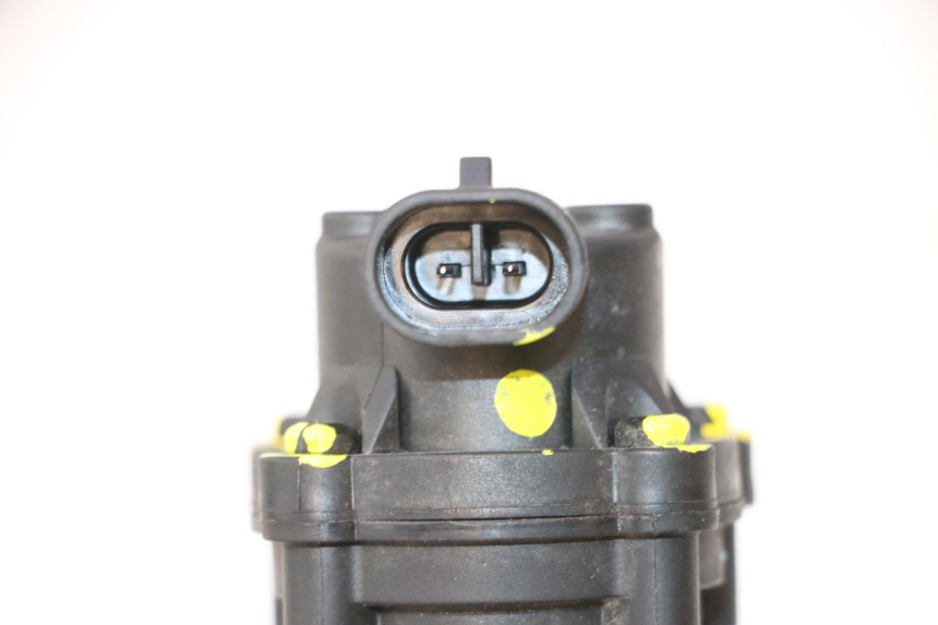 photo de POMPA CARBURANTE PEUGEOT KISBEE 4T 50 (2023 - 2026) - Primo piano tecnico