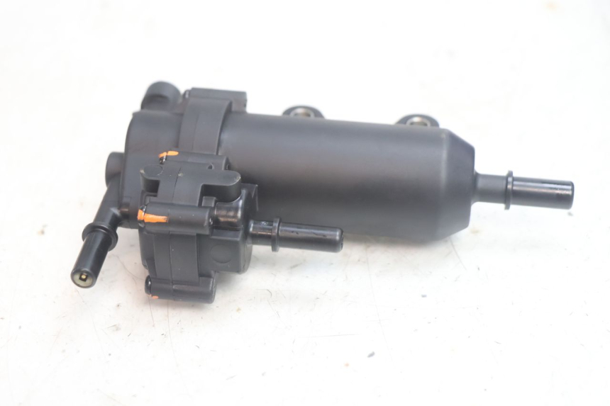 photo de POMPA CARBURANTE PEUGEOT KISBEE 4T 50 (2018 - 2022) - Dettagli dei punti di fissaggio