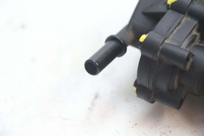 photo de POMPA CARBURANTE PEUGEOT KISBEE 4T 50 (2018 - 2022) - Dettagli dei punti di fissaggio