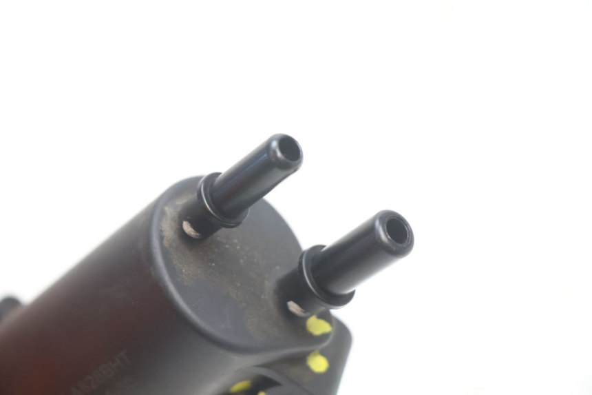photo de POMPA CARBURANTE PEUGEOT KISBEE 4T 50 (2018 - 2022) - Stato della superficie e materiale