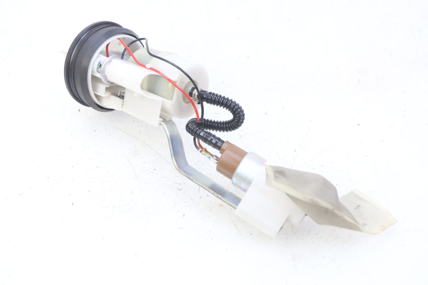 photo de POMPA DEL CARBURANTE PIAGGIO LIBERTY IGET 4T 50 (2015 - 2020) - Primo piano tecnico