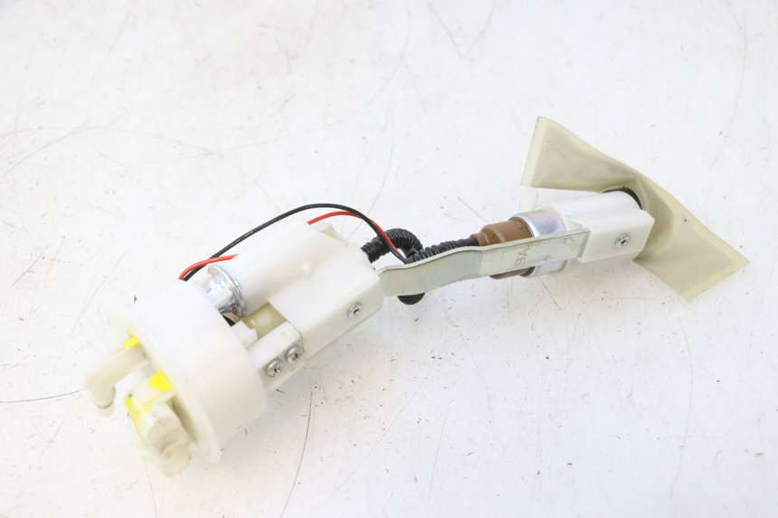 photo de POMPA DEL CARBURANTE PIAGGIO LIBERTY IGET 4T 50 (2015 - 2020) - Altra angolazione