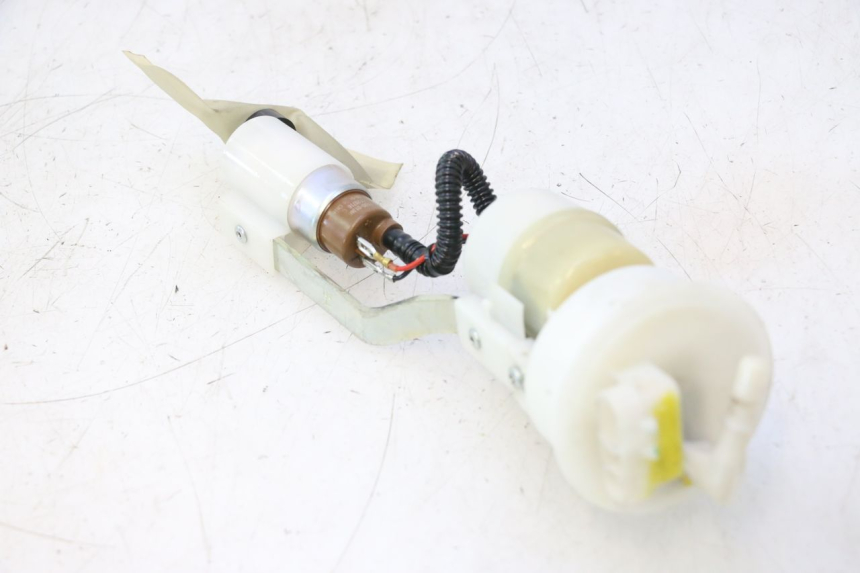 photo de POMPA DEL CARBURANTE PIAGGIO LIBERTY IGET 4T 50 (2015 - 2020) - Stato della superficie e materiale