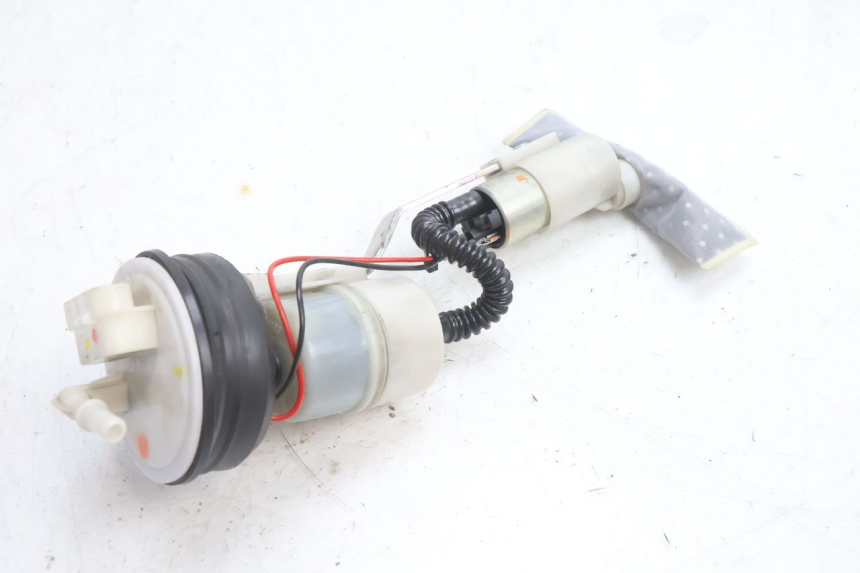 photo de POMPA CARBURANTE PIAGGIO LIBERTY IGET 4T 50 (2021 - 2025) - Primo piano tecnico