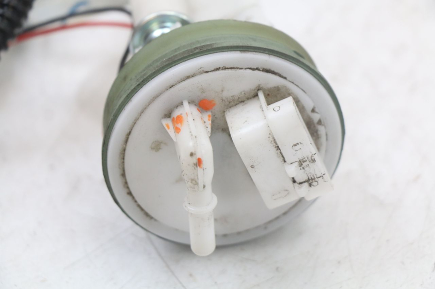 photo de POMPA CARBURANTE PIAGGIO MP3 HPE 350 (2018 - 2020) - Primo piano tecnico