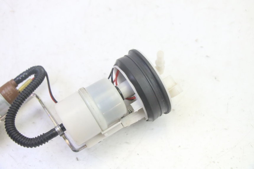 photo de POMPA CARBURANTE PIAGGIO MP3 HPE 350 (2018 - 2020) - Zoom sullo stato d'uso