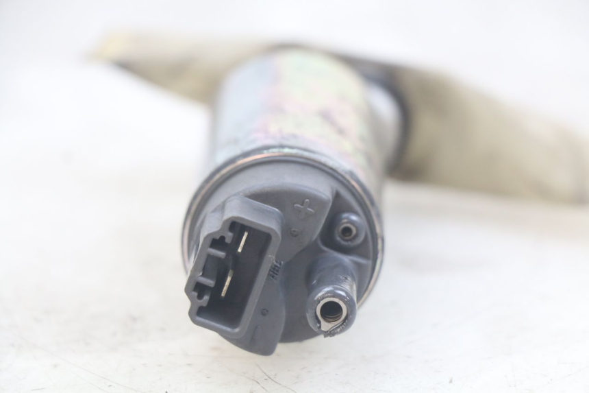 photo de POMPA DEL CARBURANTE PIAGGIO MP3 LT 400 (2007 - 2012) - Altra angolazione