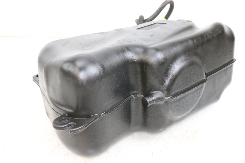 photo de POMPA DEL CARBURANTE PIAGGIO MP3 500 (2011 - 2015) - Primo piano tecnico