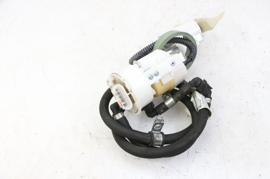 photo de POMPA CARBURANTE PIAGGIO MP3 500 (2014 - 2017) - Ricambio usato controllato