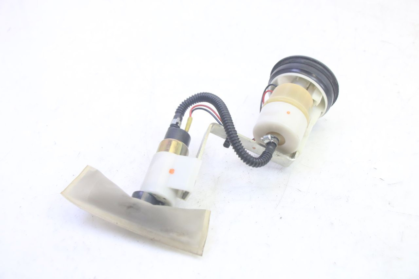 photo de POMPA DEL CARBURANTE PIAGGIO MP3 RL 250 (2006 - 2010) - Ricambio usato controllato