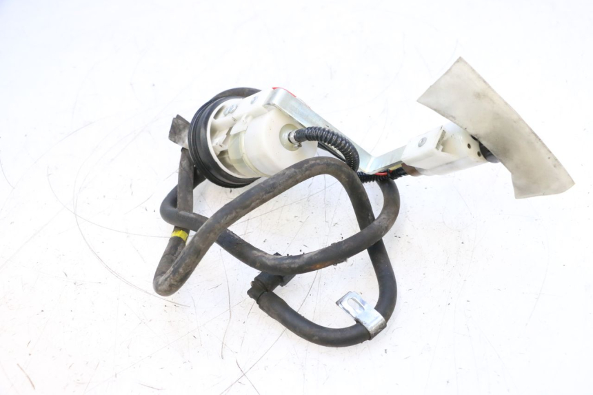 photo de POMPA DEL CARBURANTE PIAGGIO MP3 RL 250 (2006 - 2010) - Dettaglio del componente