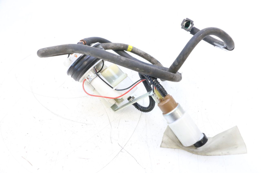 photo de POMPA DEL CARBURANTE PIAGGIO MP3 RL 250 (2006 - 2010) - Stato della superficie e materiale