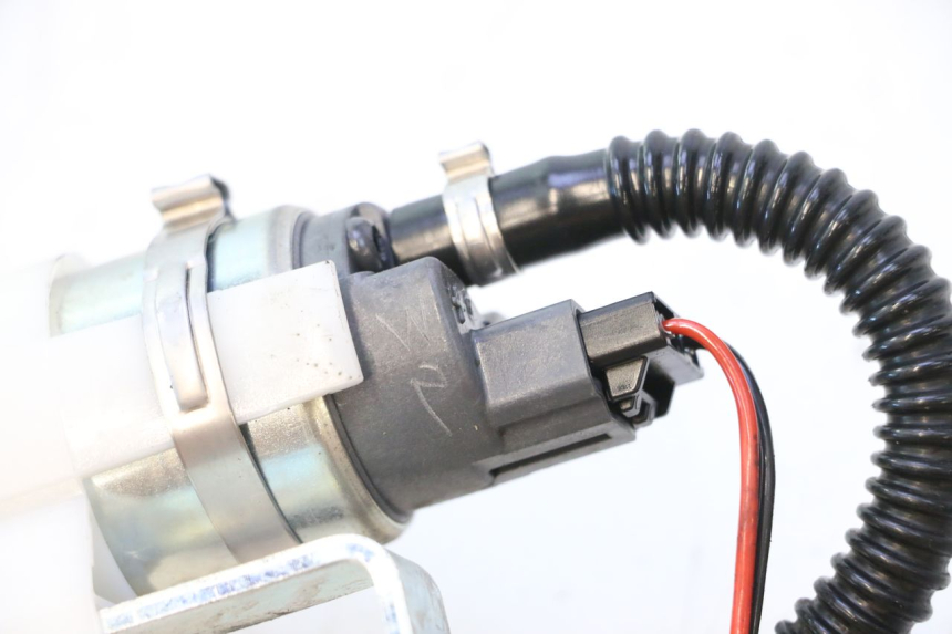 photo de POMPA CARBURANTE PIAGGIO MP3 500 (2016 - 2018) - Zoom sullo stato d'uso