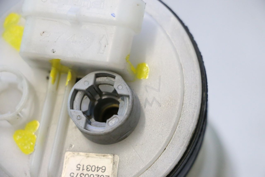 photo de POMPA DEL CARBURANTE PIAGGIO MP3 500 (2011 - 2015) - Dettaglio del componente
