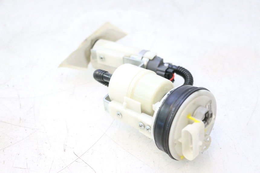 photo de POMPA DEL CARBURANTE PIAGGIO MP3 500 (2011 - 2015) - Focus sulla struttura