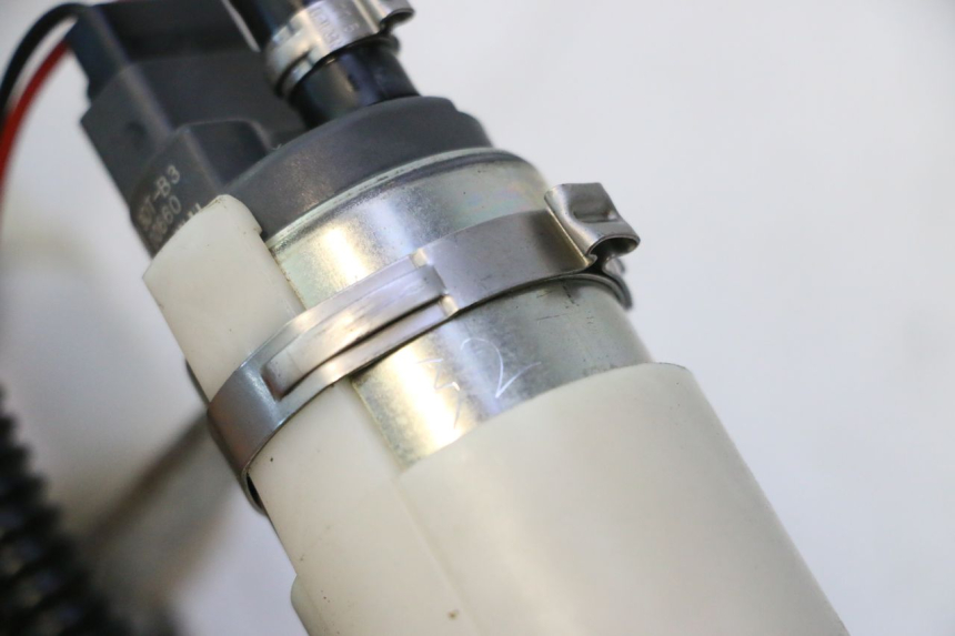 photo de POMPA DEL CARBURANTE PIAGGIO MP3 500 (2011 - 2015) - Zoom sullo stato d'uso