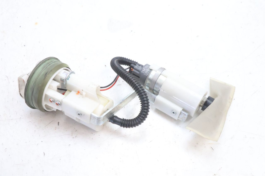 photo de POMPA CARBURANTE PIAGGIO MP3 500 (2016 - 2018) - Vista principale