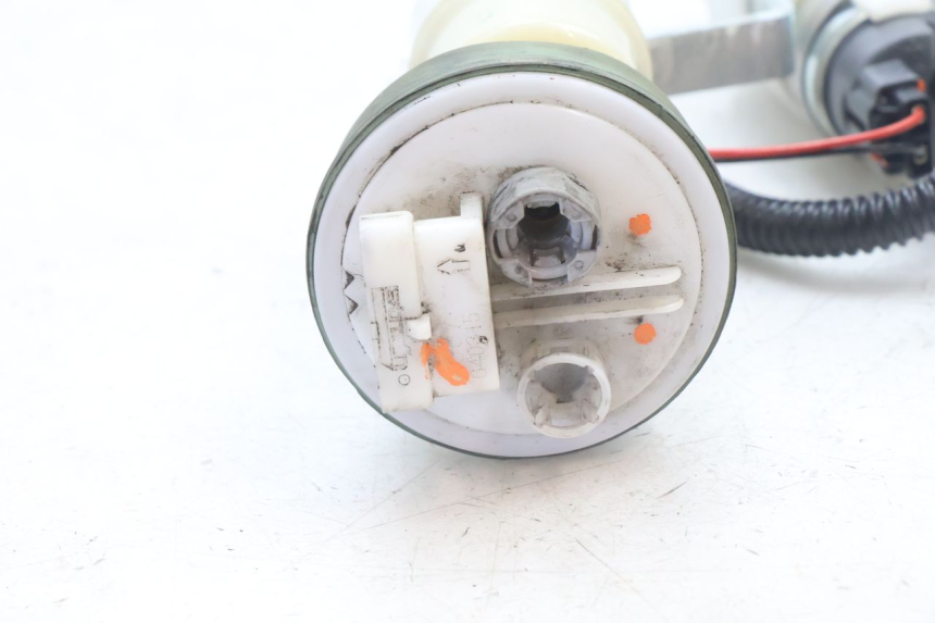 photo de POMPA CARBURANTE PIAGGIO MP3 500 (2016 - 2018) - Dettagli dei punti di fissaggio