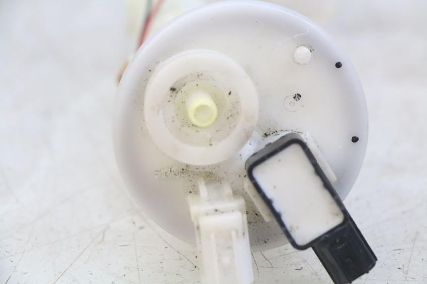 photo de POMPA CARBURANTE YAMAHA MT ABS 125 (2014 - 2018) - Zoom sullo stato d'uso