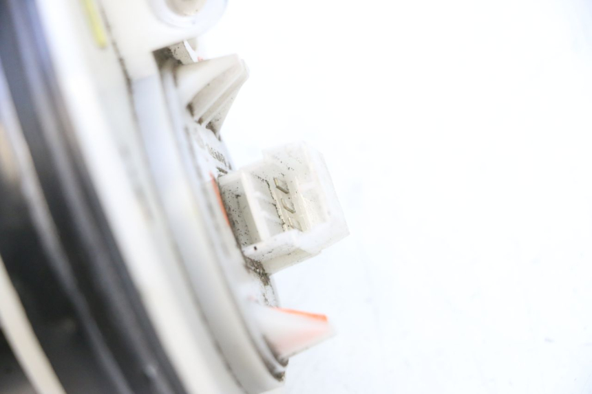 photo de POMPA DEL CARBURANTE YAMAHA NEOS NEO'S 4T 50 (2008 - 2016) - Altra angolazione