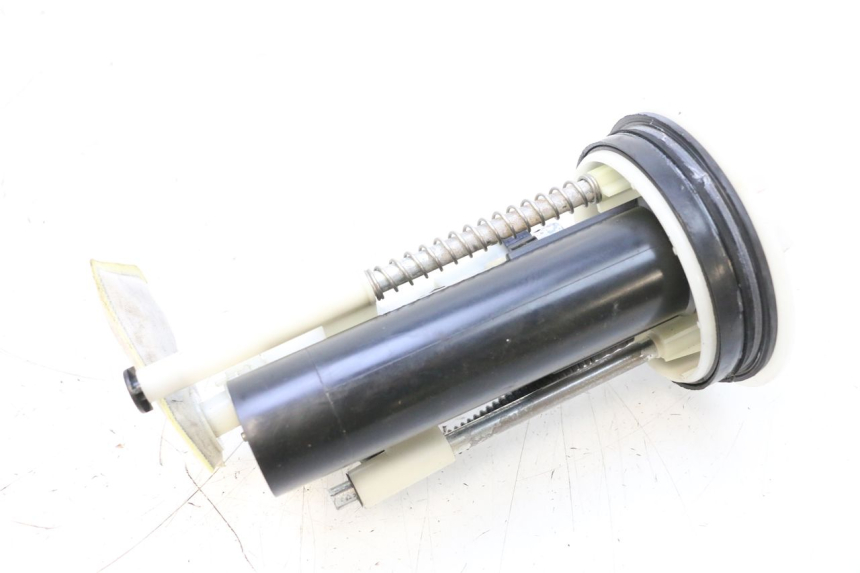 photo de POMPA DEL CARBURANTE YAMAHA NEOS NEO'S 4T 50 (2008 - 2016) - Dettagli dei punti di fissaggio