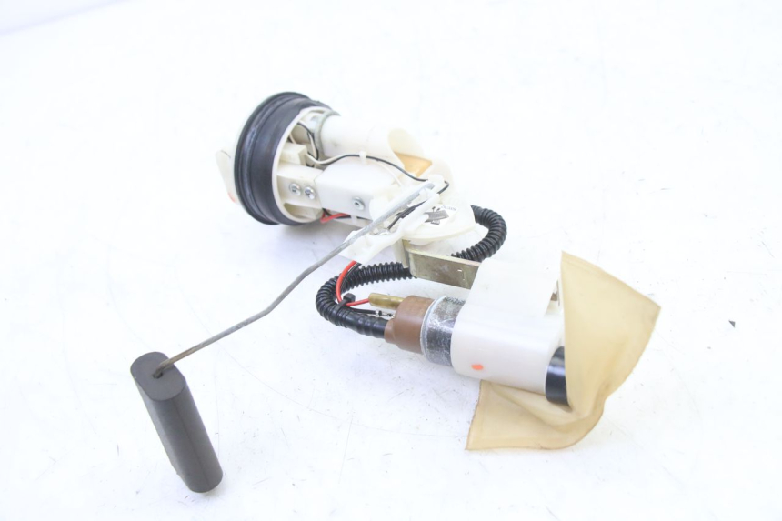 photo de POMPA CARBURANTE GILERA NEXUS 125 (2009 - 2013) - Dettagli dei punti di fissaggio