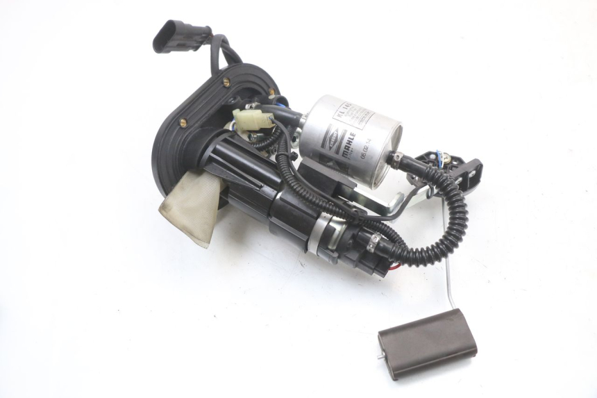 photo de POMPA DEL CARBURANTE MOTO GUZZI NORGE 8V GT 1200 (2011 - 2016) - Zoom sullo stato d'uso