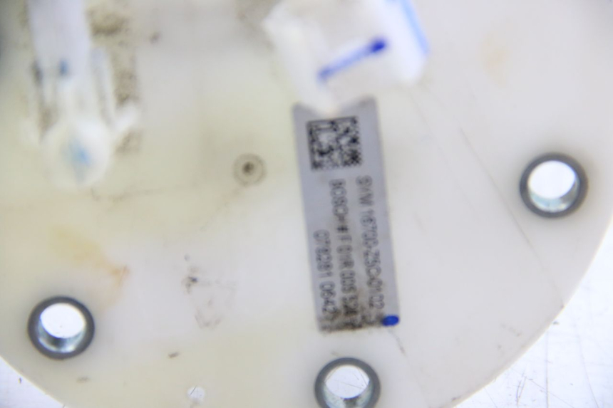 photo de POMPA CARBURANTE SYM ORBIT III 3 4T 50 (2021 - 2025) - Primo piano tecnico